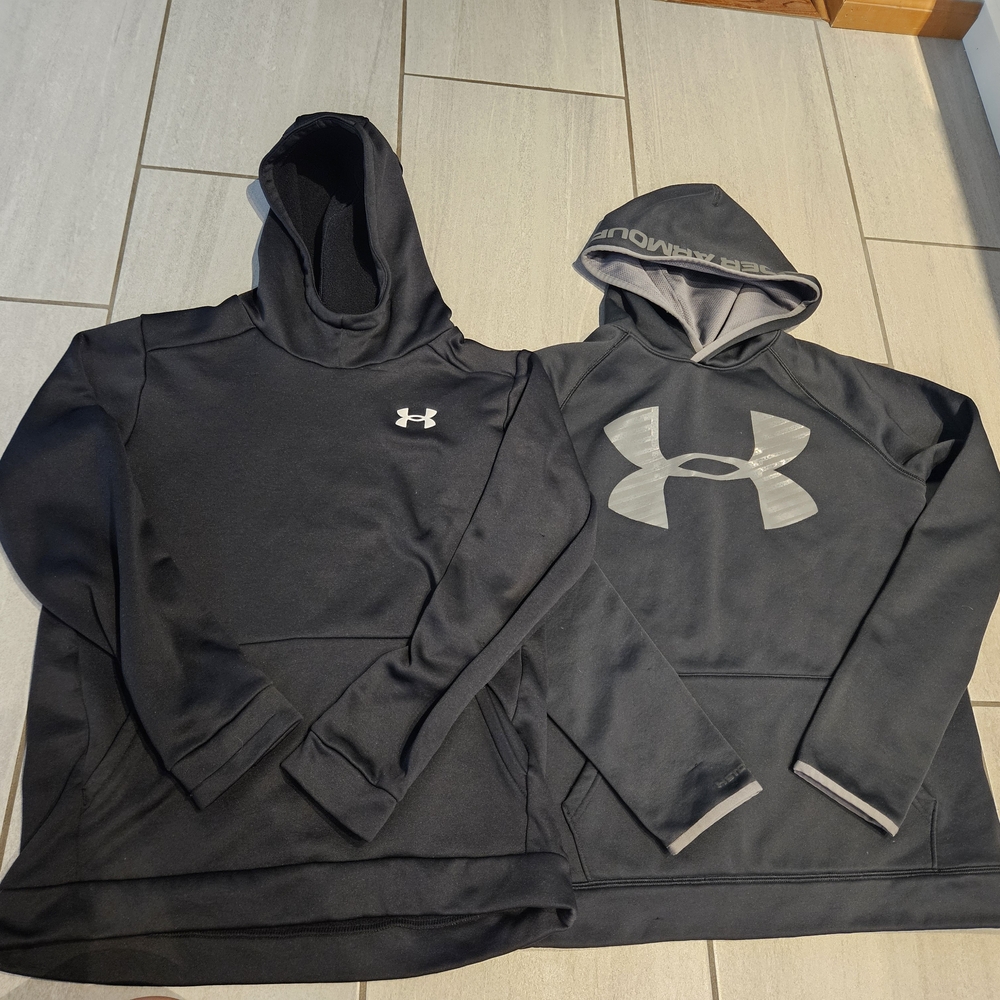 Boys Under Armour Black Hoodies XL